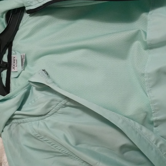 Like new, Jockey lightweight hooded jacket. Worn once. Size XL, mint green. - Picture 5 of 8